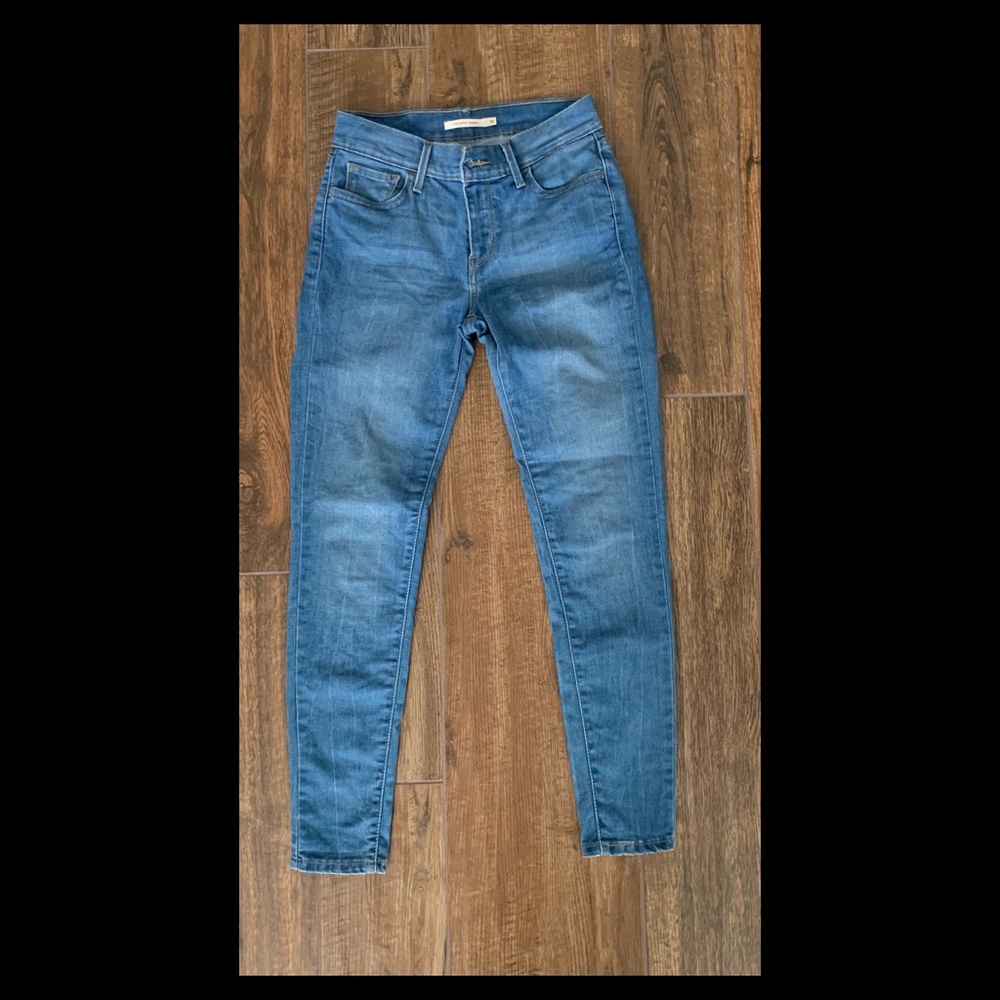 Levi's 710 Super Skinny jeans